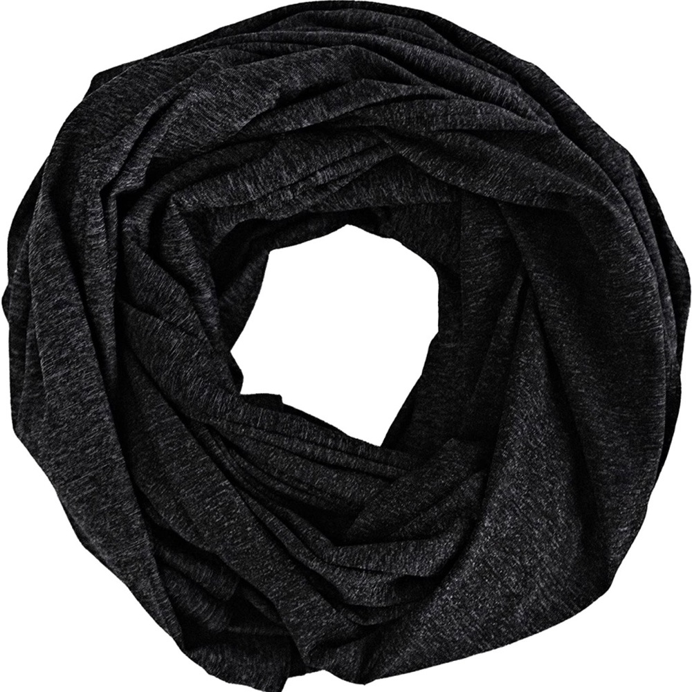 Zero grid infinity scarf with hidden pockets! Brand new, never used.